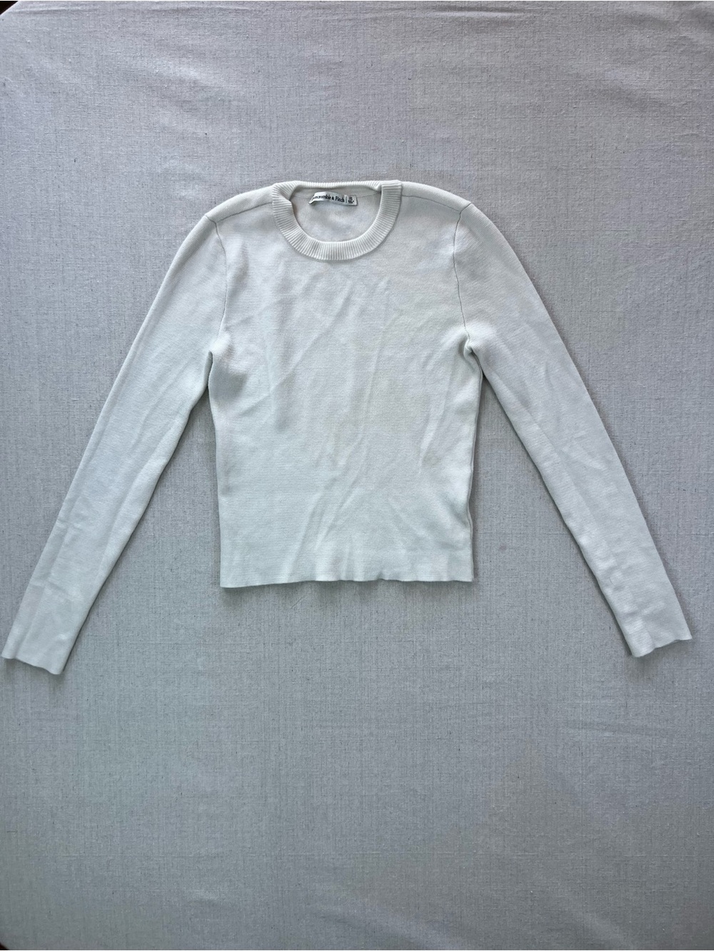 Women's White Crewneck Long-Sleeve Casual Comfy Classic Simple Knit Top - XS